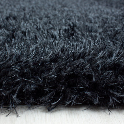 Hoogpolig Vloerkleed Luxe - Plain - Zwart