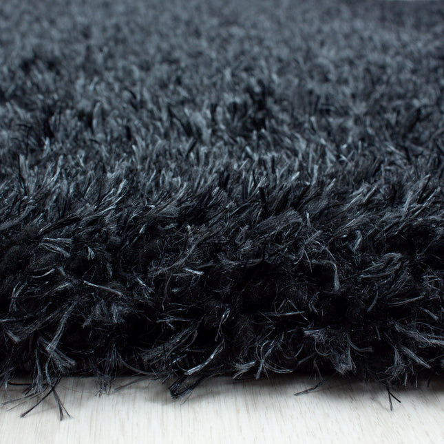 Hoogpolig Vloerkleed Luxe - Plain - Zwart