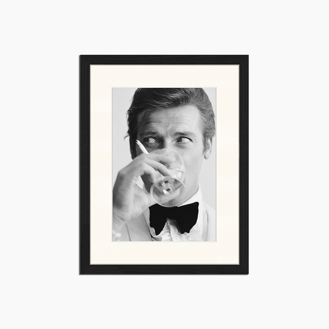 Sir Roger Moore - Décoration murale imprimée