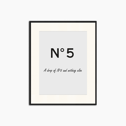 A Drop of N5 - Print Muurdecoratie