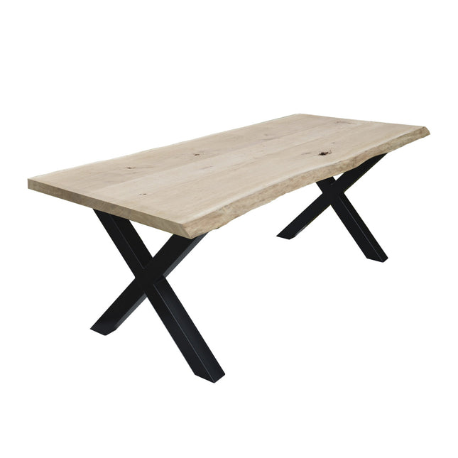 Tisch aus Eichenholz mit X-Beinen aus Stahl